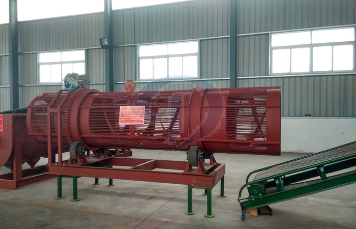 this is the cassva chipping machine its main function is to get the cassava chips with the different thickness you can co cassava making machine outdoor table