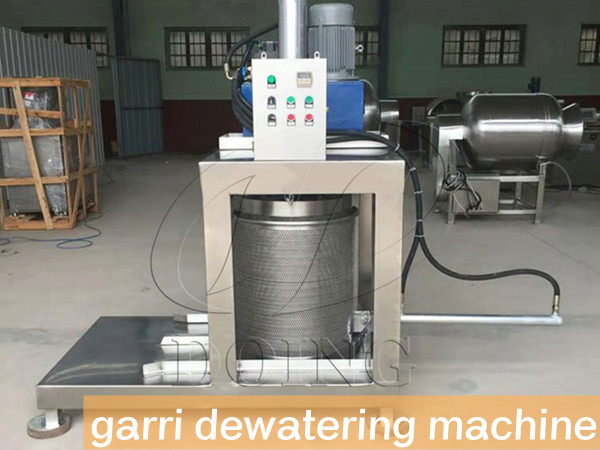 A customer in Côte d'Ivoire purchased a cassava hydraulic presser from Henan Jinrui
